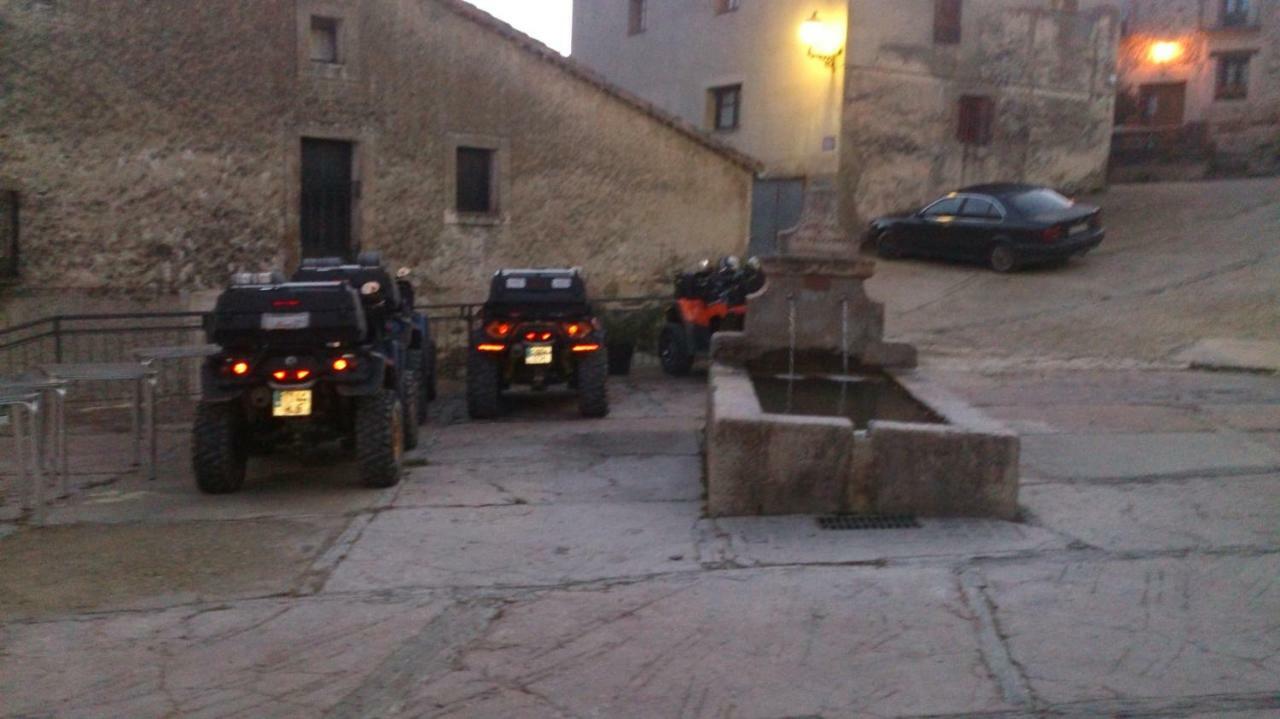 Hotel Rural Grado Del Pico المظهر الخارجي الصورة